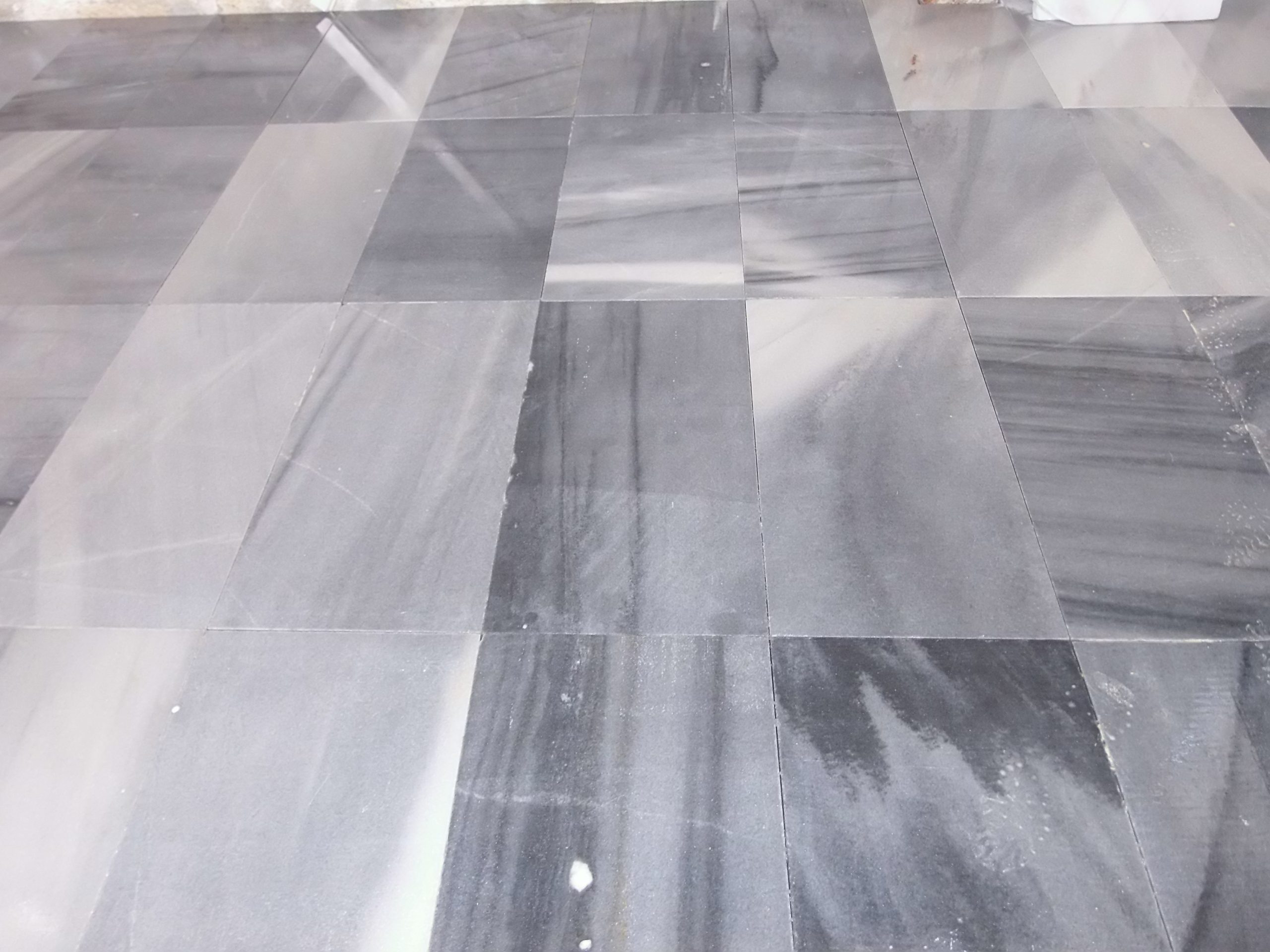 Pavimento_de_Marmol_Gris_Macael_4-scaled-1.jpg