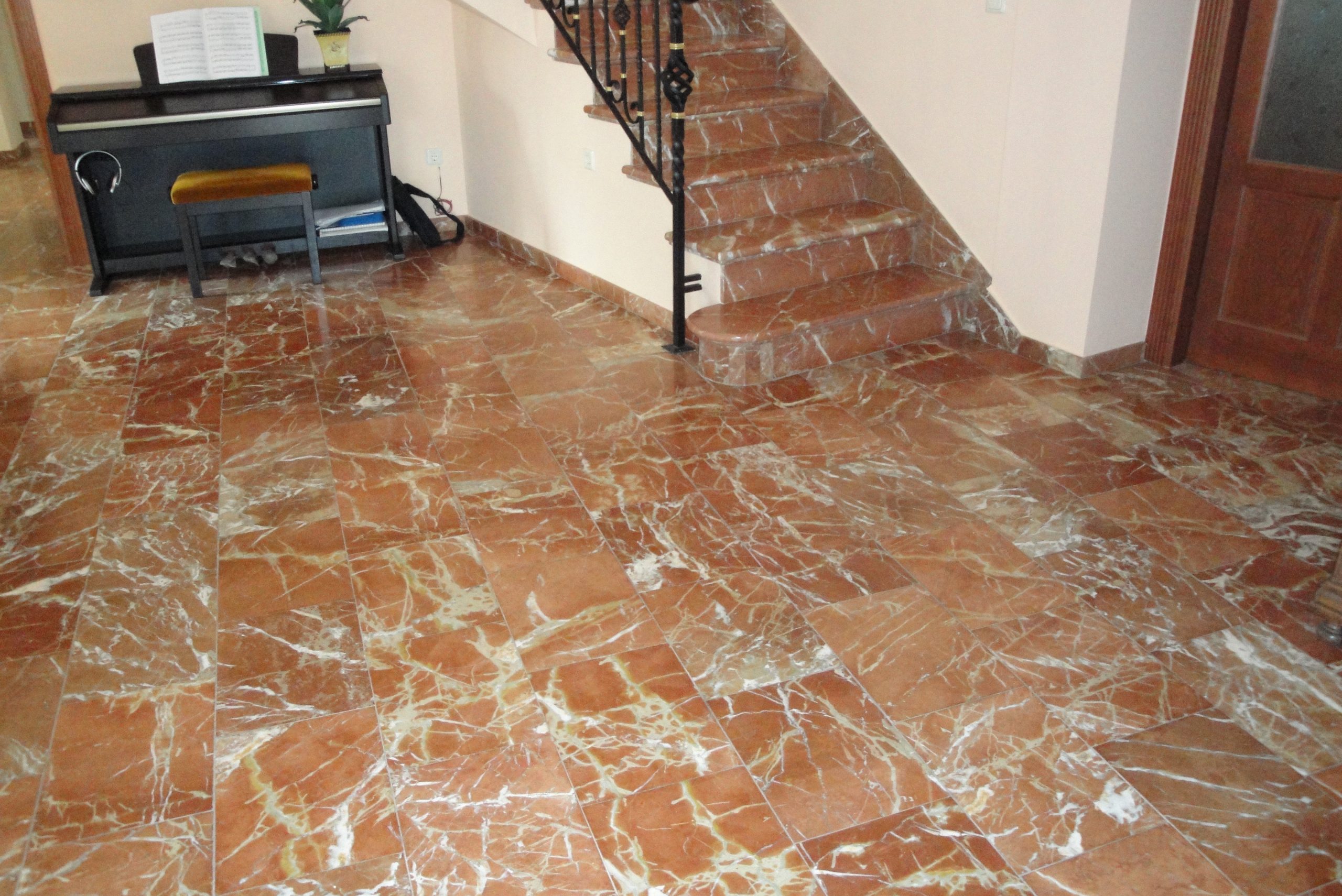 Suelo_de_Marmol_Rojo_Coralito_2-scaled-1.jpg